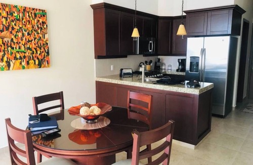 San Pedro Mixtepec Condo | Condominium with a sea view