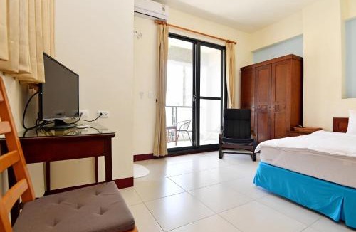 Hengchun Old Town Bed & Breakfast | Corner No.56 Guest House