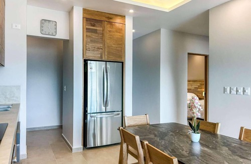 P Chahue Condo | CosttA C305 - Santa Cruz