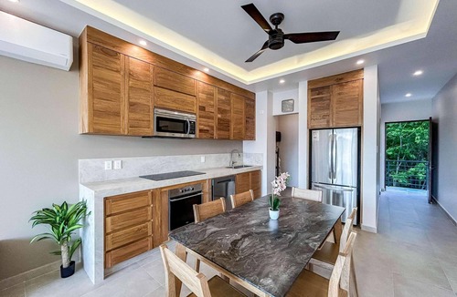 P Chahue Condo | CosttA C305 - Santa Cruz