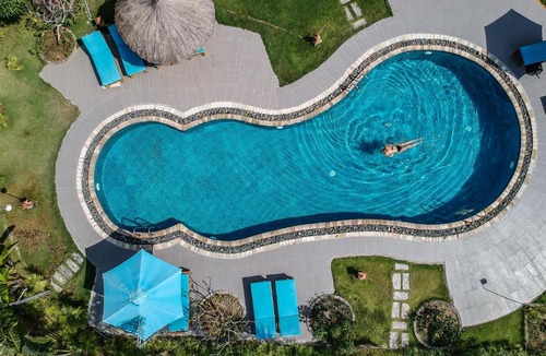 Ong Lang Hotel | Cottage Village