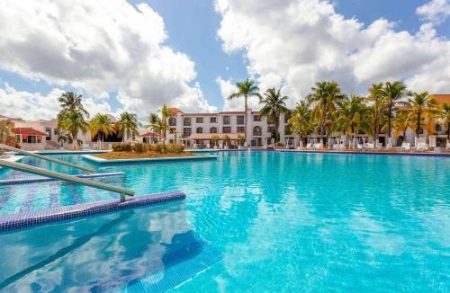 Colonos Cuzamil Hotel | Cozumel Hotel & Resort