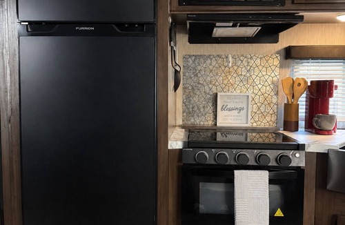 San Juan House | Cozy 1-bedroom mobile home in serene San Juan with AC