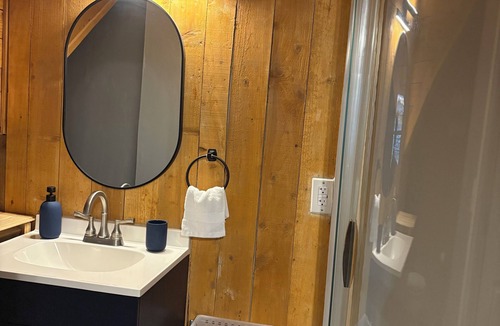 Brownsville Apartment | Cozy 1-bedroom studio in adorable Brownsville, Tx Sleeps Up to 3