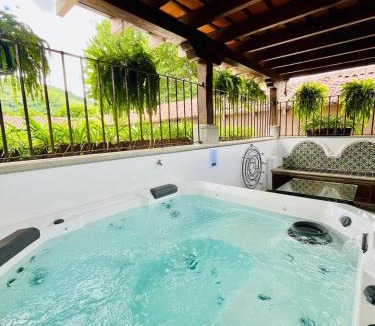 Antigua Guatemala Apartment | Cozy 2 bedroom Suite with jacuzzi in Antigua Guatemala - Prime Location - ELA Suite