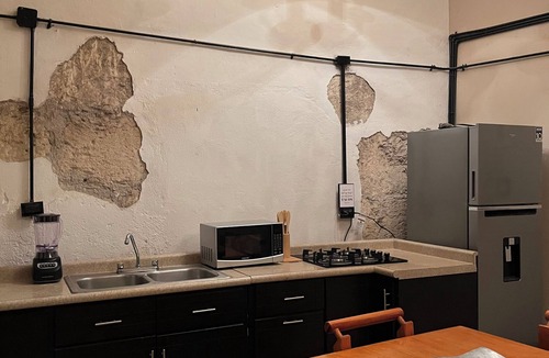 Monterrey Centro House | Cozy 2-bedroom house in fantastic Monterrey behind paseo santa lucia