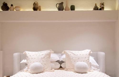 Centro Hotel | Cozy AC and comfy Casita top spot