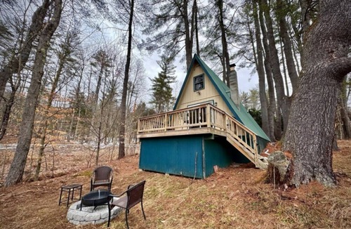 Hadley Cabin | Cozy Adirondack Cabin Near Lake George w/Wood Burning Stove & Lake Access