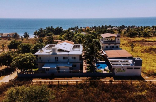 Santa Maria Tonameca Apartment | Cozy Beachside Casita with Shared Pool in Oaxaca