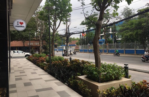 Tan Binh Apartment | Cozy Botanica Boutique