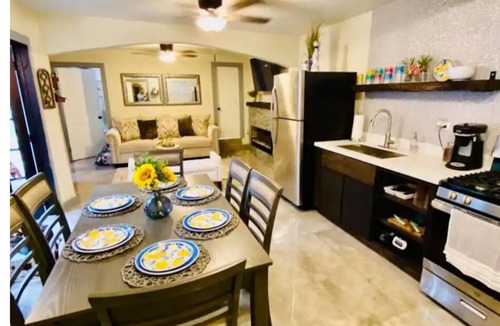 Machado Apartment | Cozy house 2 minutes from the beach. Beautiful ocean view from the terraces.