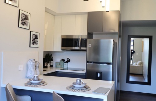 Zona 10 Apartment | Cozy Luxury Apt steps away from La Estación Z10 With Pool