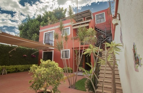 Centro Apartment | Cozy neighborhood Apartment 10 minutes walking from Downtown