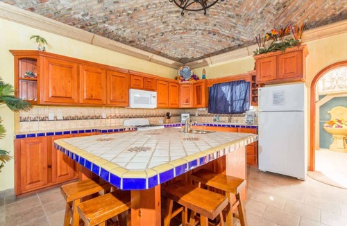 Cholla Bay House | Cozy, Quiet & Beautiful Home Borracho Flat