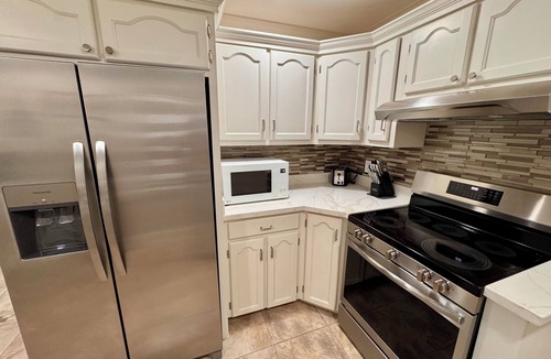McAllen House | Cozy Retreat with Gazebo, Grills & Large Backyard Near Airport & Mall