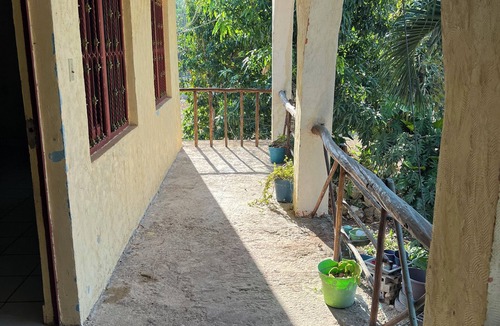 Felipe Carrillo Puerto Apartment | Cozy studio in lovely Felipe Carrillo Puerto with WiFi, AC