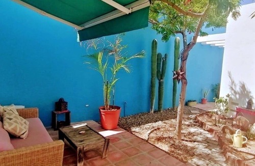 Esterito House | Cozy vintage house with studio near Malecon and Centro