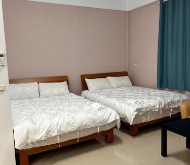 Shuili House | Crescent Bay Bike Hotel