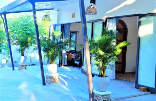 Tan Hiep House | Crest House Beachside - Three-bedroom Private House on Cham Island Hoi An