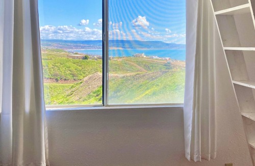 Rosarito Apartment | Crows Nest surf shack has an unobstructed view of the mountains and the oceans.