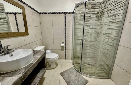 Las Brisas House | Cuartos Amueblados