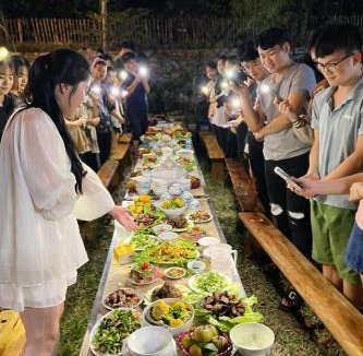 Quan Ba Hotel | Dìn Homestay Nặm Đăm