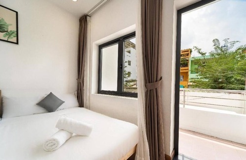 Bach Dang Riverside Hotel | Daisy House Near Bui Vien - Self Checkin