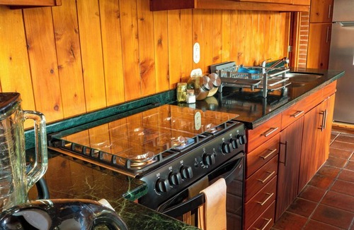 Panajachel House | David's Den Atilán - Elegant 3-Bedroom, 3-Bath Home in a Verdant Garden Setting