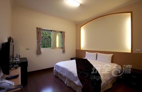 Rueili Village House | De Ren Tea Gardens