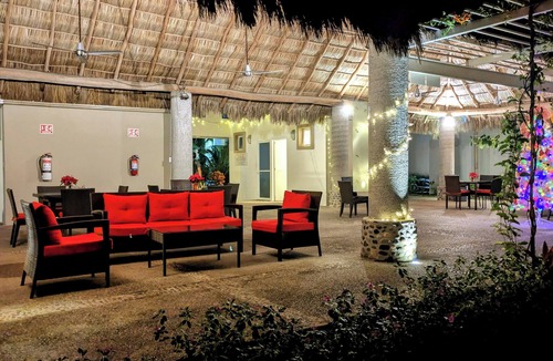Valle Dorado Apartment | Deluxe condo, pool, BBQ, terrace, gated community, security 24/7. Location