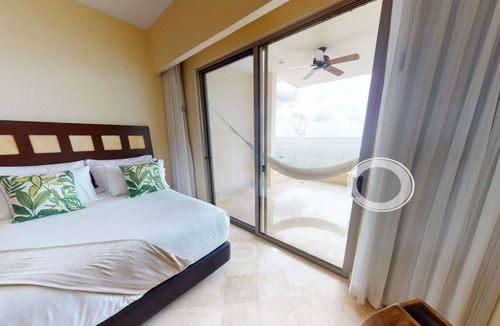 South Shore Hotel Area Hotel | Deluxe Room at Garza Blanca Puerto Vallarta