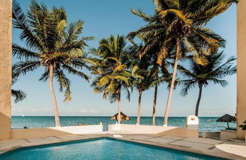 Puerto Juarez Apartment | Depa Bliss Cancún Beachfront · King Beds · Pool · Luxury Stay Best Host