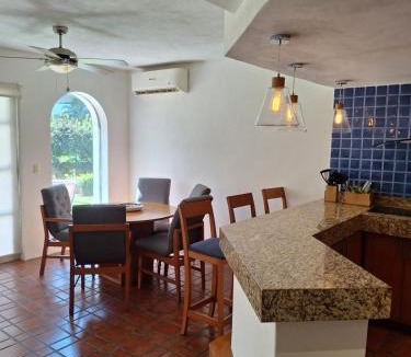 Isla Iguana Apartment | Depa en planta baja con alberca