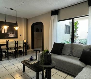 Zamora Apartment | Depa Pukuri Zamora, Michoacán