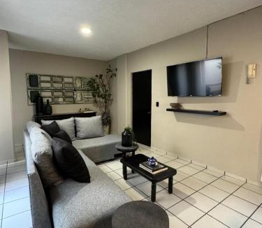 Zamora Apartment | Depa Pukuri Zamora, Michoacán