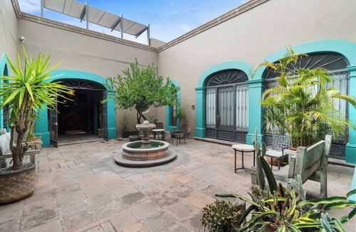 La Cruz Apartment | Departamento en calle principal del centro con A/C