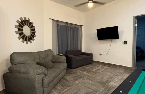 Monterrey Apartment | Departamento amueblado en privada , mesa de billar en Dominio Cumbres