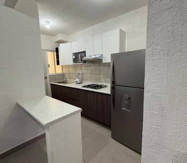 Acapulco de Juarez Municipality Apartment | Departamento con club de playa en Zona Diamante