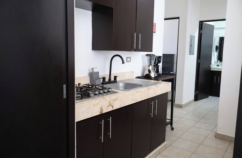 Luis Donaldo Colosio Apartment | Departamento en avenida principal 4 Pax A 15 min de la playa con AC y terraza