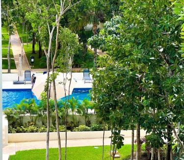 Puerto Juarez Apartment | Departamento Resort privado con alberca 3 recamaras y Aire Acondicionado en Playa del Carmen ideal para familias y grupos