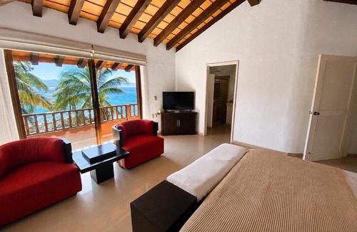 South Hotel Zone House | Departamento Resort de Lujo Frente al Mar Para 12