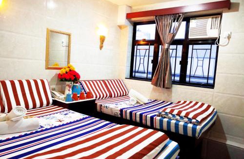 Tsim Sha Tsui House | Dhillon Hostel - Reception 10th floor Block E CHUNGKING MANSION