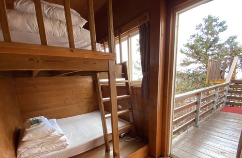Ren'ai Bed & Breakfast | DingdaiGlass Villa