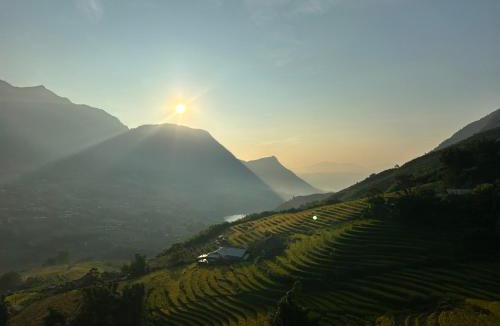 Sa Pa House | Dinh Sapa Trekking & Homestay