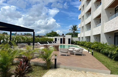 Colonia 10 De Abril Condo | Distrito Norte condo 1-bedroom in beautiful Cozumel with Large swimming pool