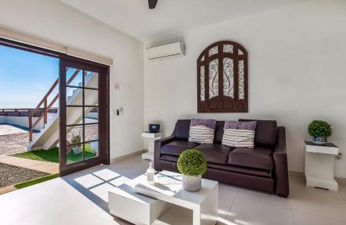 La Paloma House | Dog-Friendly Suite with Kitchenette, Heated Outdoor Pool, Hot Tub, Private Patio