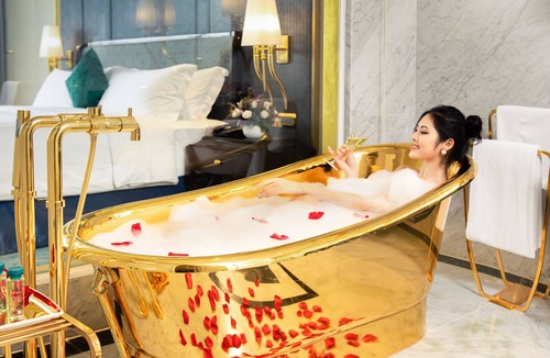 Ba Dinh Hotel | Dolce by Wyndham Hanoi Golden Lake