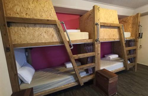 Donghe Hostel | Donghe surf shop & Hostel