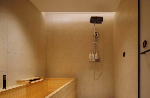 Changbai Mountain North Slope Hotel | Doradora Boutique Hotel