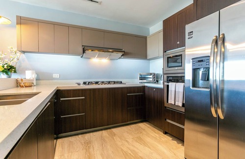 Downtown Cabo San Lucas Condo | Downtown Cabo Oasis with Rooftop Pool